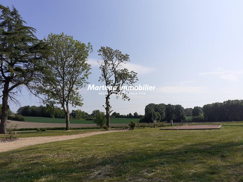 Maison - 250 m² - 6 pièces