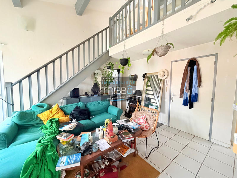 Immeuble - 219 m² - 8 pièces