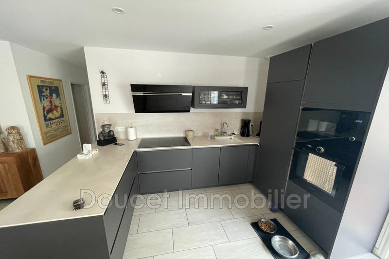 Villa - 92 m² - 5 pièces