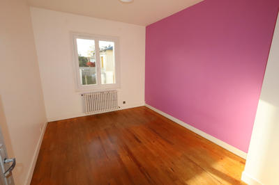 Maison - 98 m² - 5 pièces