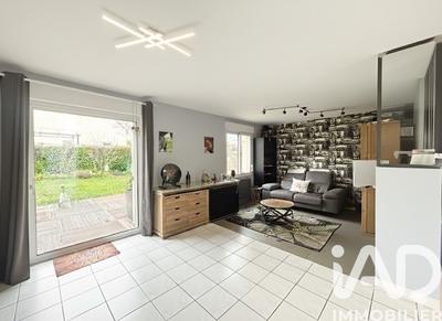 Maison - 92 m² - 4 pièces