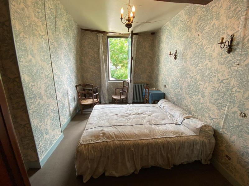 Maison - 425 m² - 16 pièces