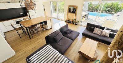 Maison - 128 m² - 4 pièces