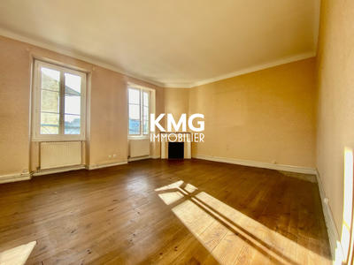 Appartement - 143 m² - 5 pièces