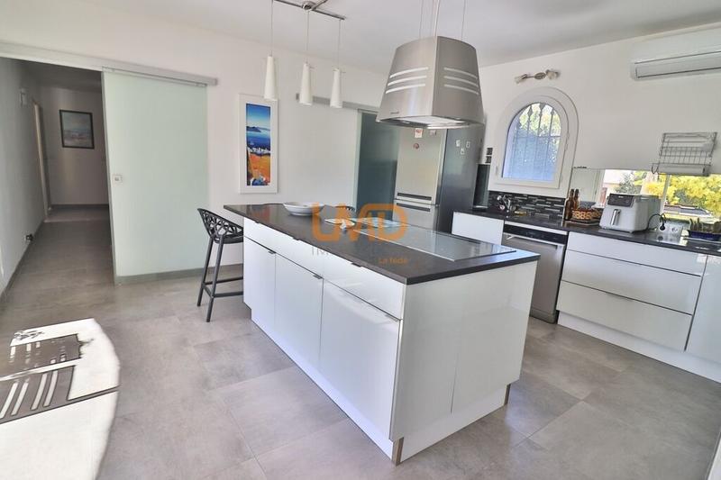 Villa - 142 m² - 5 pièces