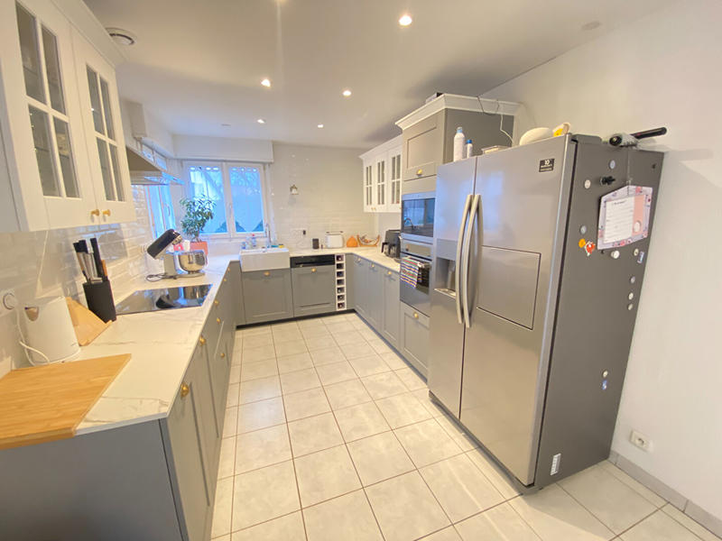 Maison - 181 m² - 5 pièces