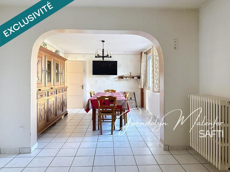 Maison - 277 m² - 11 pièces