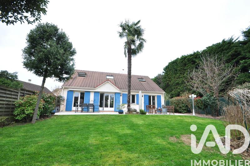 Maison - 140 m² - 7 pièces