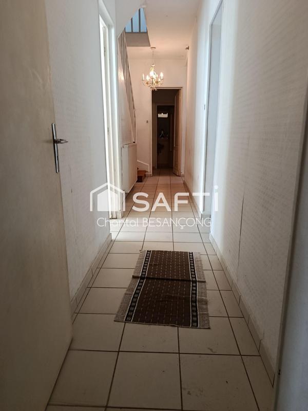 Maison - 192 m² - 8 pièces