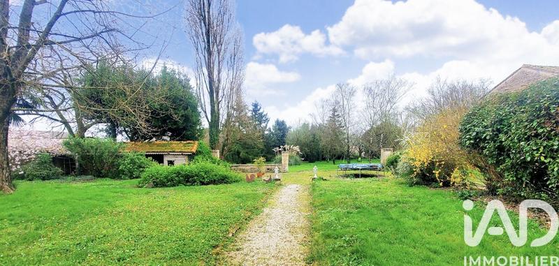 Maison - 303 m² - 10 pièces