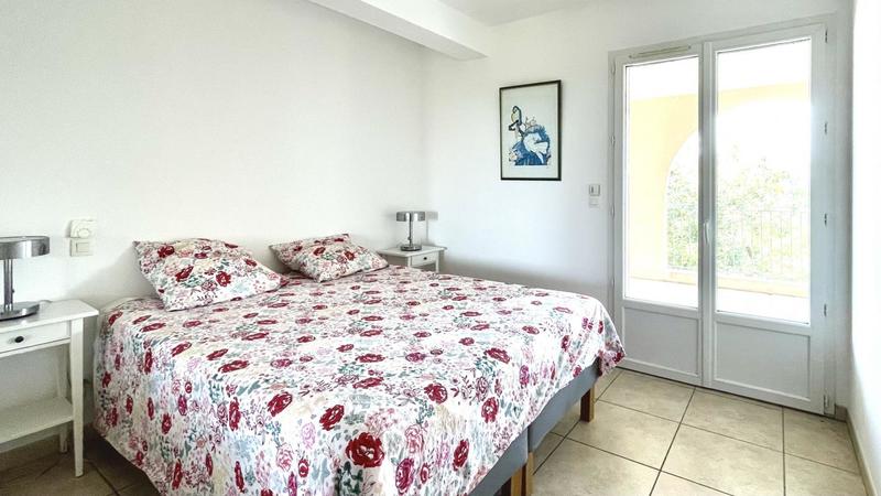 Maison - 232 m² - 6 pièces