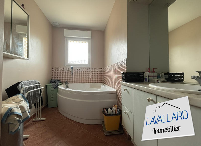 Maison - 152 m² - 6 pièces