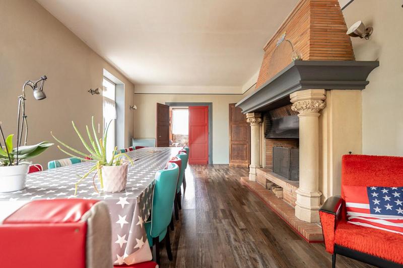 Maison - 296 m² - 14 pièces