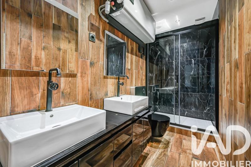 Appartement - 182 m² - 7 pièces