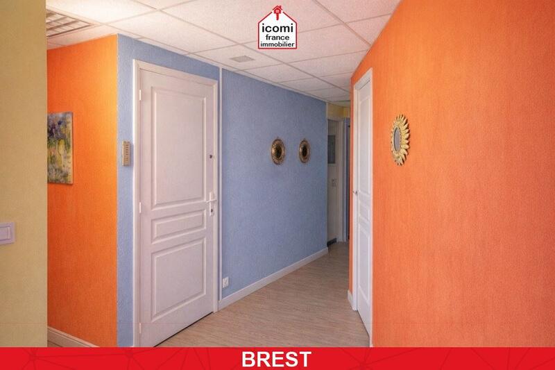 Local d'activité / Entrepôt - 150 m² - 7 pièces