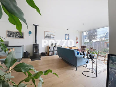 Maison - 136 m² - 5 pièces