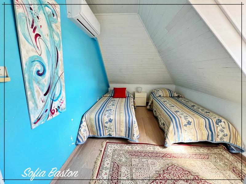 Maison - 231 m² - 7 pièces