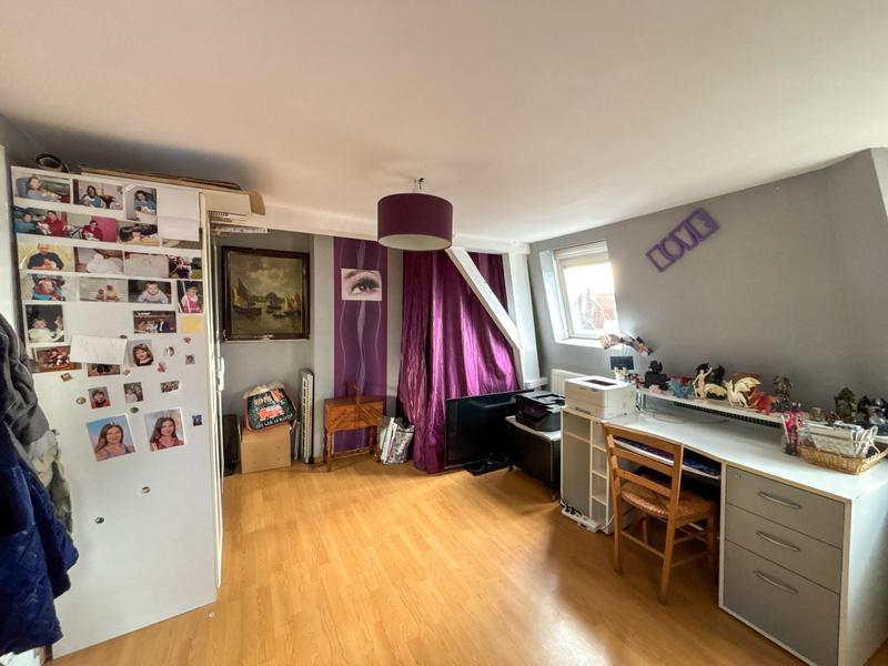 Maison - 190 m² - 6 pièces