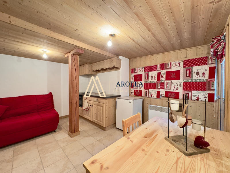 Fonds de commerce - Local commercial - 137 m²