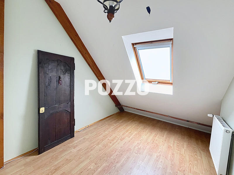 Maison - 200 m² - 7 pièces