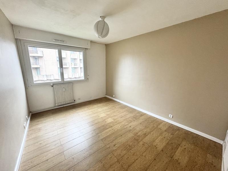 Appartement - 140 m² - 5 pièces