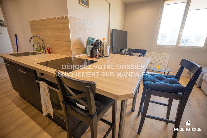 Chambre - 10 m² - 5 pièces