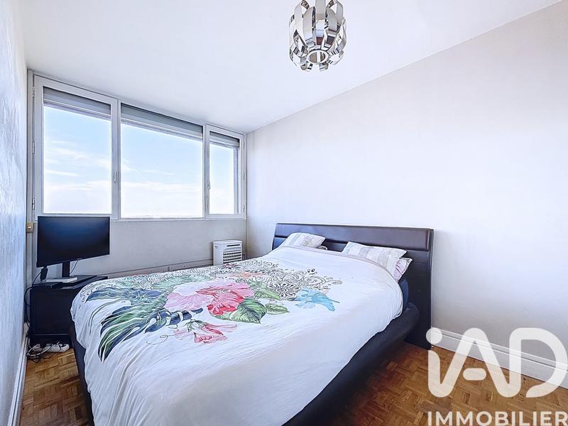 Appartement - 92 m² - 5 pièces