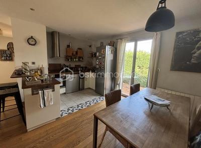 Pavillon - 120 m² - 6 pièces