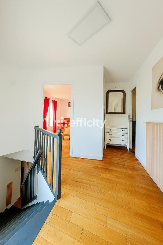 Maison - 165 m² - 4 pièces