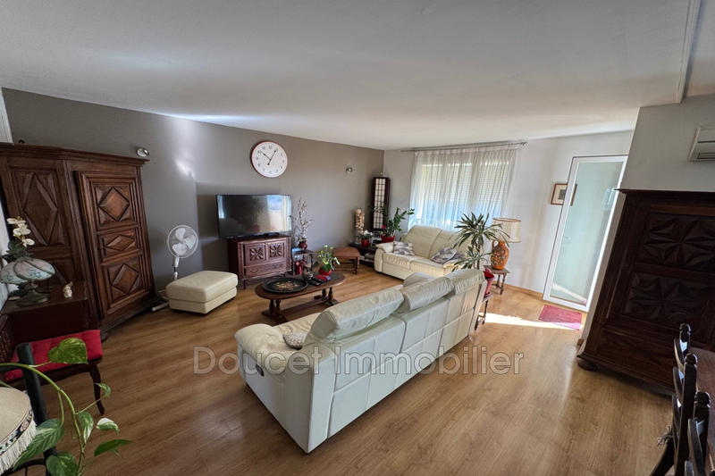Appartement - 82 m² - 3 pièces