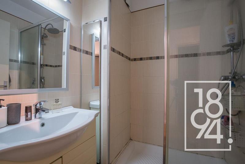 Appartement - 102 m² - 5 pièces