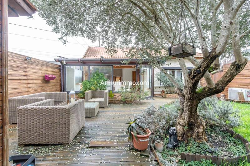 Maison - 92 m² - 4 pièces