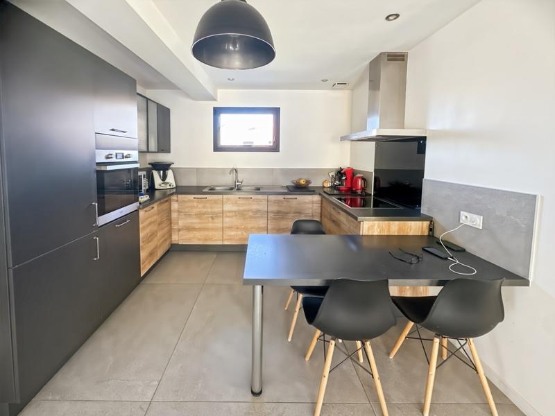 Maison - 156 m² - 6 pièces