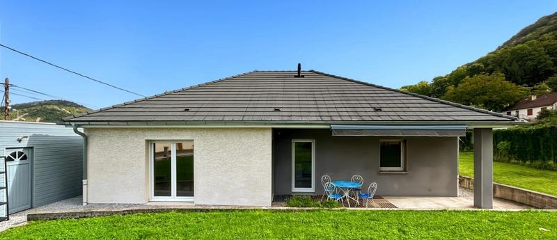 Maison - 102 m² - 5 pièces