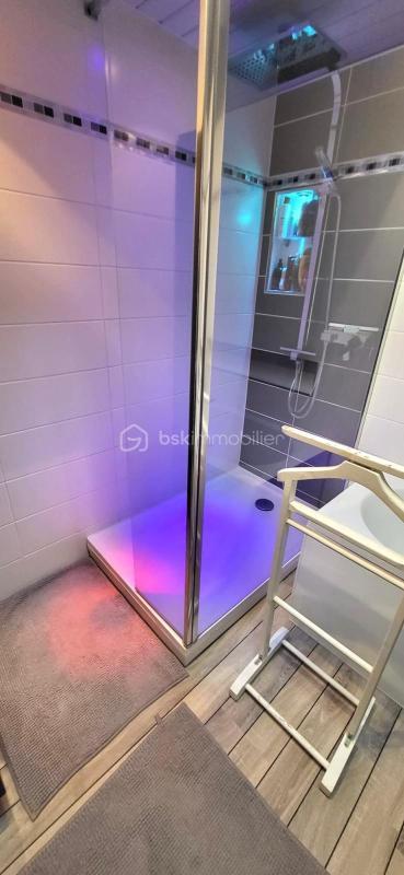 Maison jumelée - 120 m² - 5 pièces