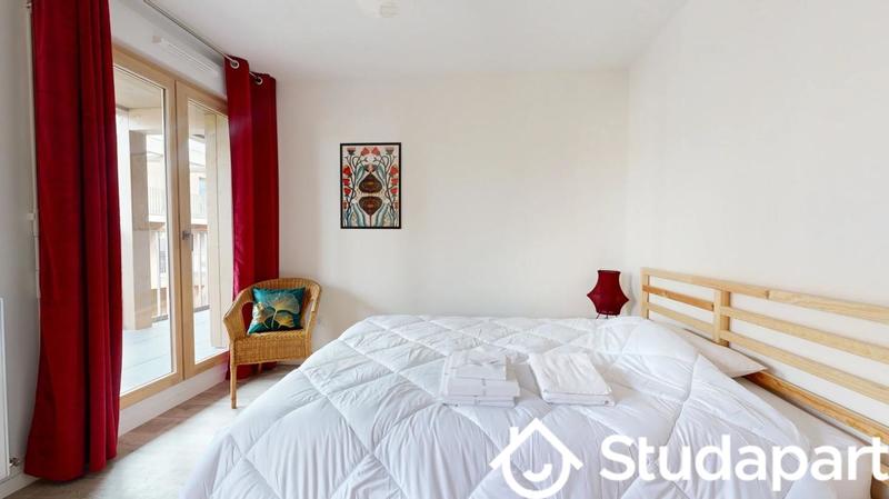 Chambre - 10 m² - 1 pièce