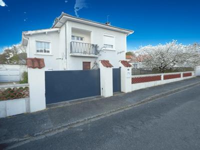 Villa - 110 m² - 5 pièces