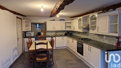 Maison - 189 m² - 8 pièces