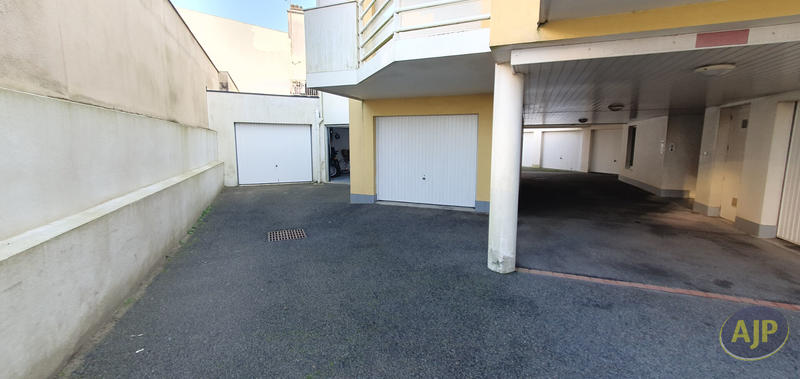 Parking - 17 m²