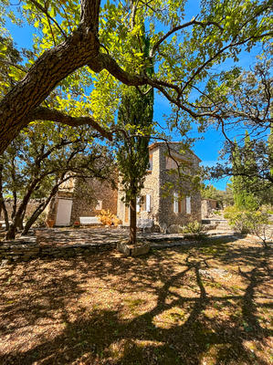 Maison - 152 m² - 10 pièces