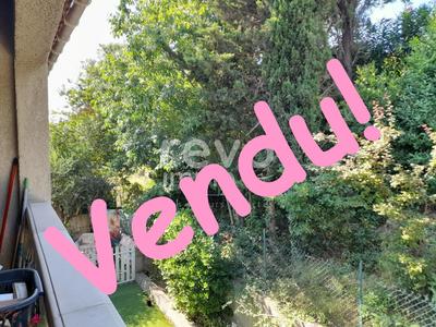 Appartement ancien - 80 m² - 3 pièces