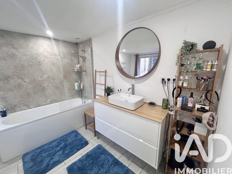 Maison - 79 m² - 4 pièces
