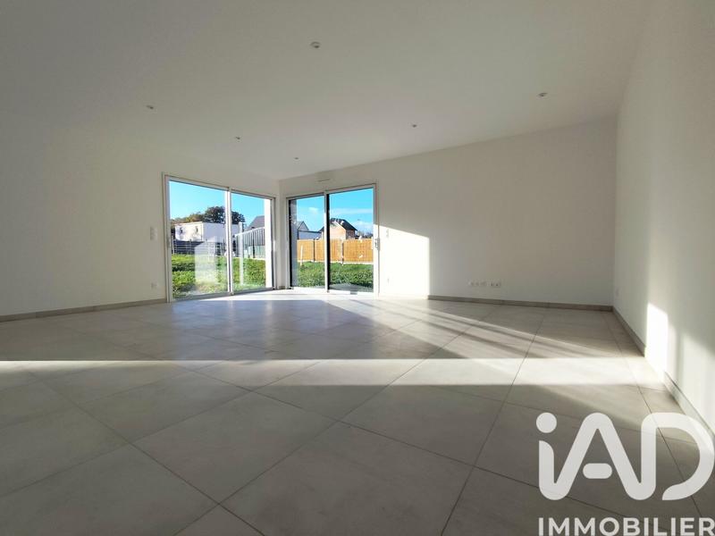 Maison - 95 m² - 5 pièces