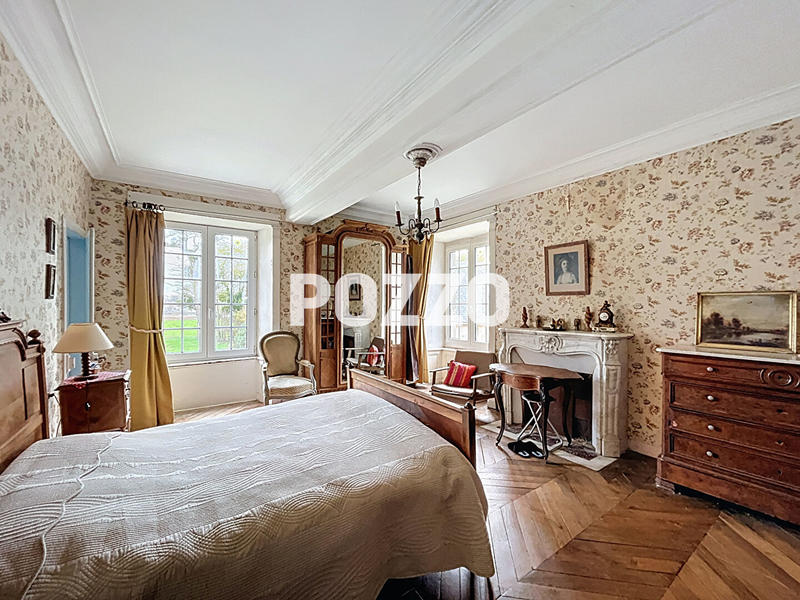 Maison - 510 m² - 14 pièces