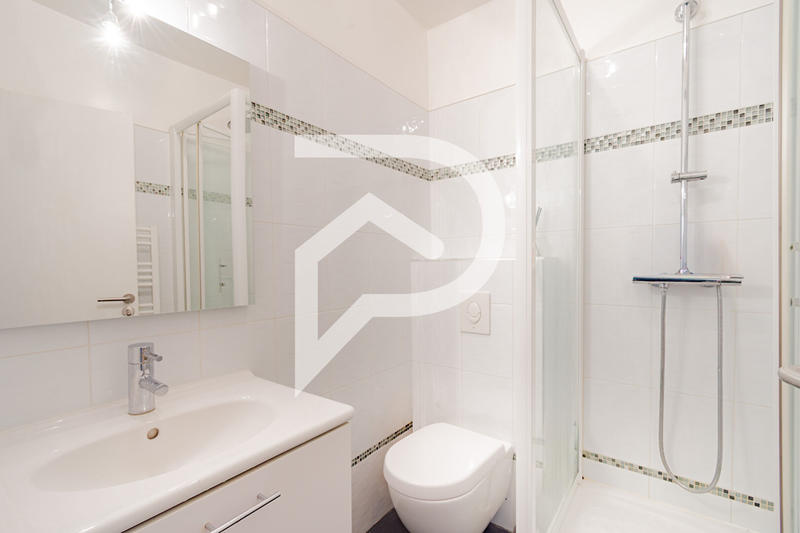 Appartement - 100 m² - 3 pièces