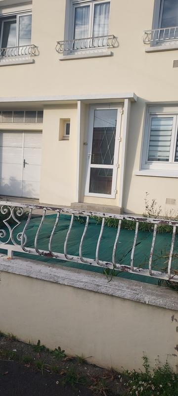 Maison - 93 m² - 6 pièces