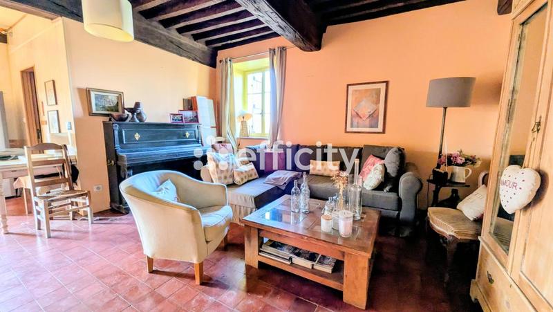 Maison - 80 m² - 5 pièces