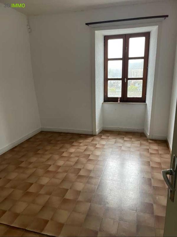 Immeuble - 130 m² - 6 pièces