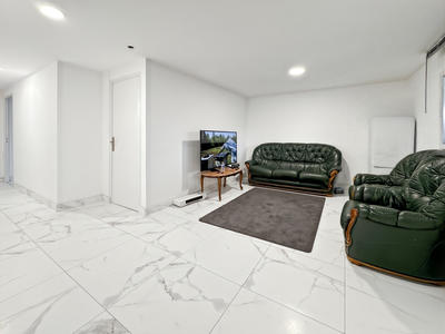 Maison - 169 m² - 6 pièces