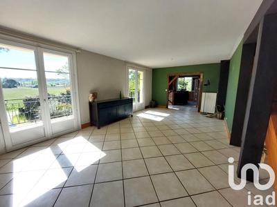 Maison - 186 m² - 7 pièces